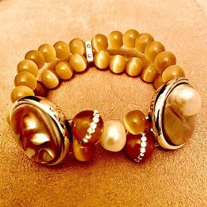 Natural Light Yellow Cat Eye Beads and Nacré Pearl Charms 7” Stretchy Bracelet